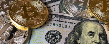 Криптобиржа Bitfinex конвертирует комиссии в биткоины и накапливает их
