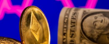 Сумма операций с рублями на бирже Binance упала в шесть раз